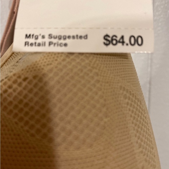 Bali Women Firm-Control Ultra lLight Body Shaper Lace BuiltIn Underwire NWT 36DD - Picture 8 of 12